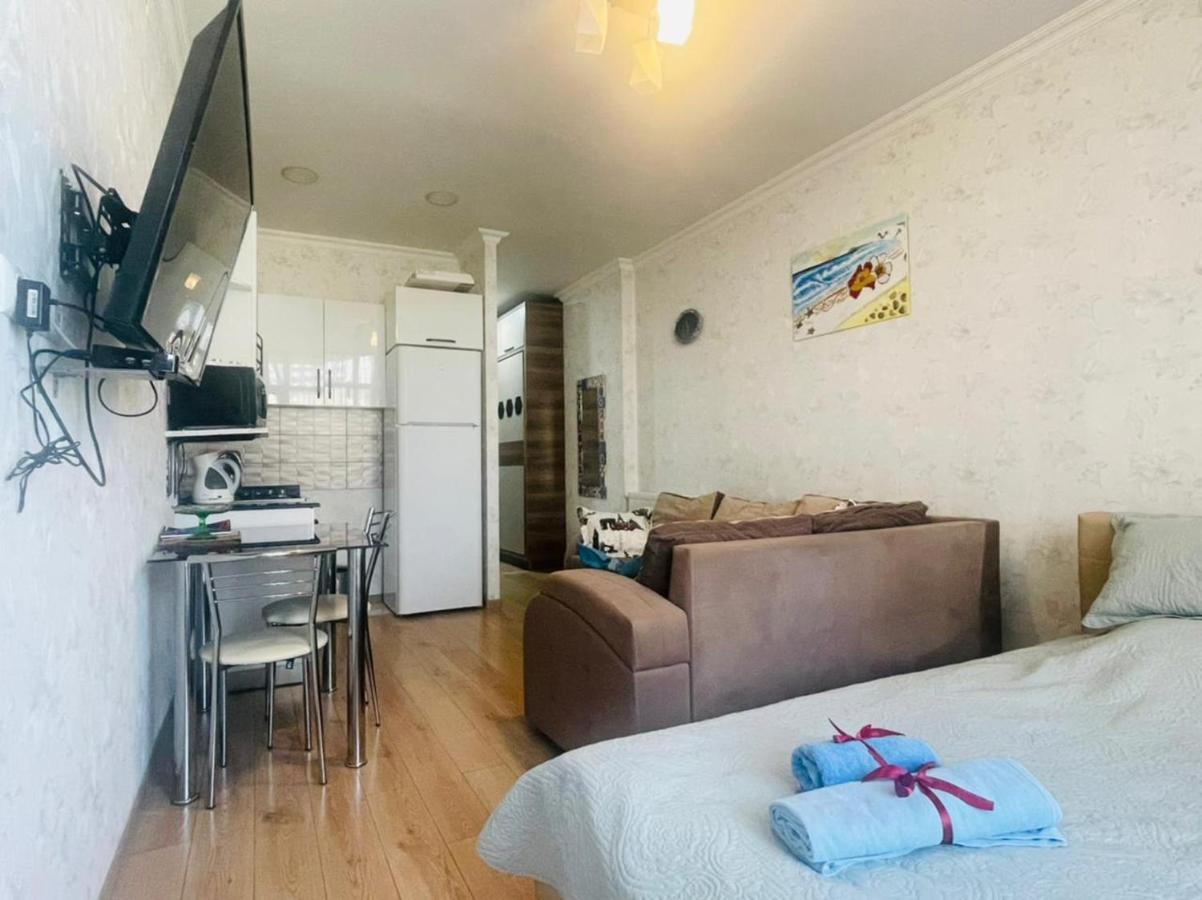 Sunny Mood Batumi Apartment Luaran gambar