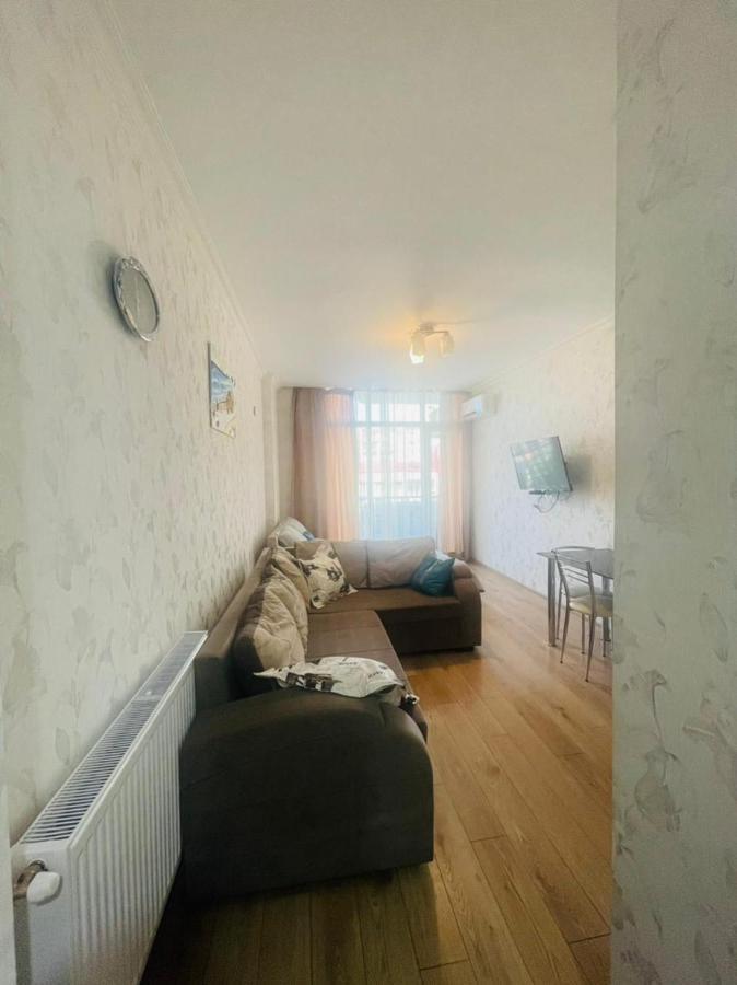 Sunny Mood Batumi Apartment Luaran gambar