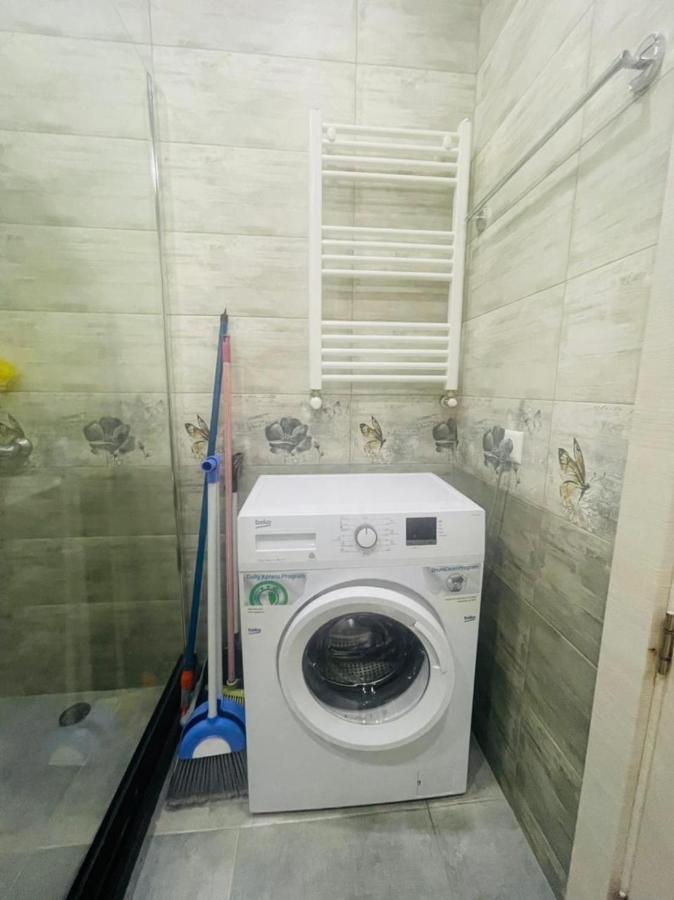 Sunny Mood Batumi Apartment Luaran gambar