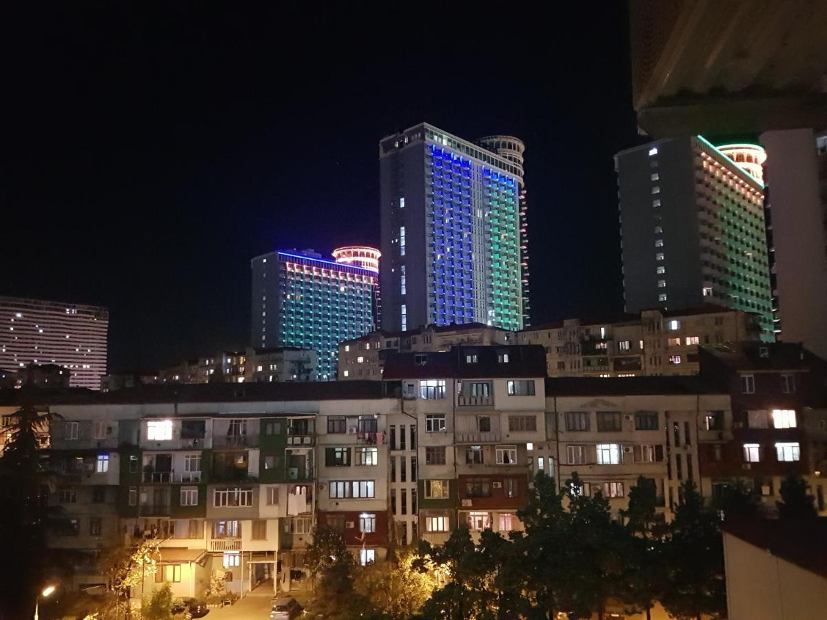Sunny Mood Batumi Apartment Luaran gambar